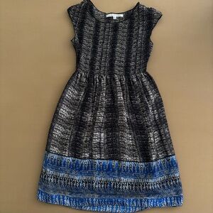 Max Studio Black and Blue A-Line Midi Dress with Flutter Sleeves